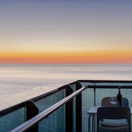 The Spot Apartments - Orbi Beach Tower Batumi Bagian luar foto