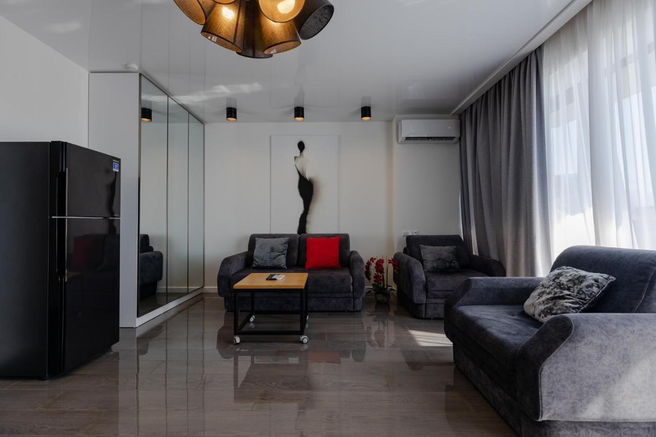 The Spot Apartments - Orbi Beach Tower Batumi Bagian luar foto