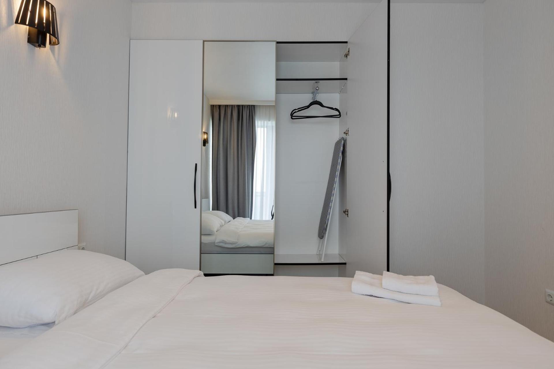 The Spot Apartments - Orbi Beach Tower Batumi Bagian luar foto