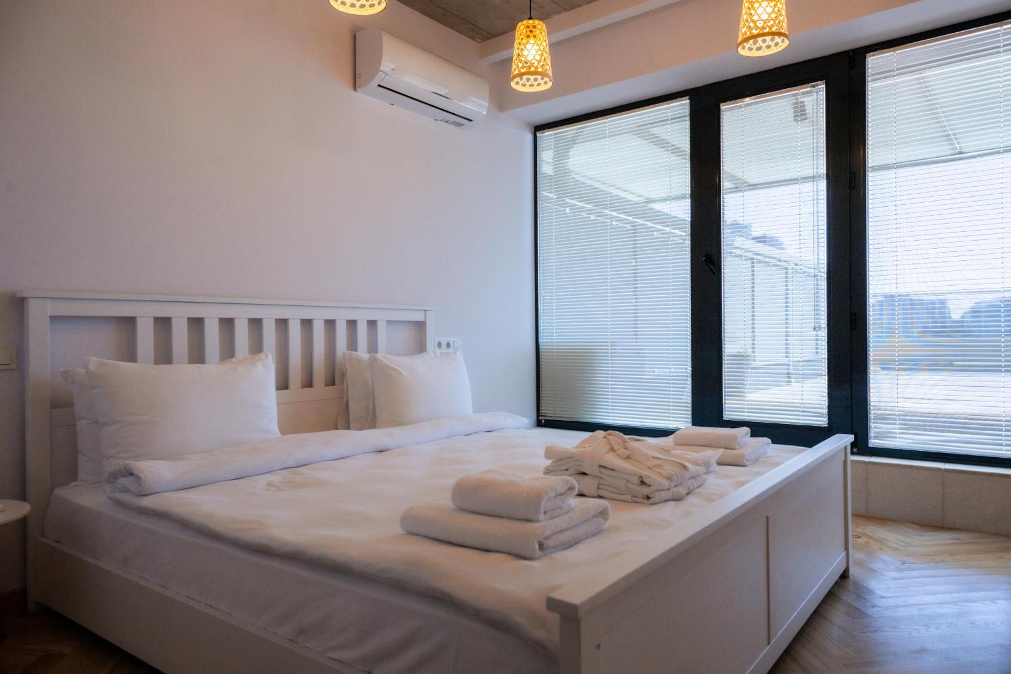 The Spot Apartments - Orbi Beach Tower Batumi Bagian luar foto